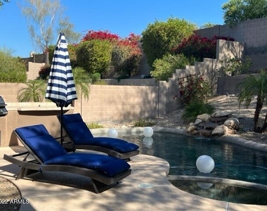 16457 N 103rd Place - Photo Thumbnail 27