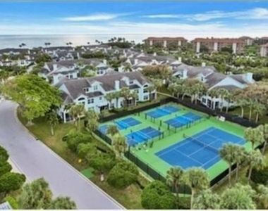 602 Mainsail Circle - Photo Thumbnail 19