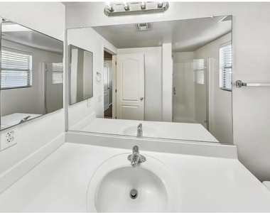 11290 W Harrison Street - Photo Thumbnail 33