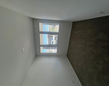 15645 W Desert Hollow - Photo Thumbnail 13