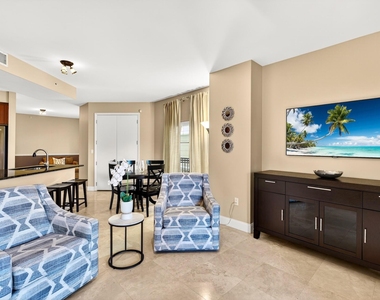 2409 N Ocean Boulevard - Photo Thumbnail 4