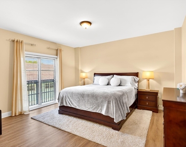 2409 N Ocean Boulevard - Photo Thumbnail 17