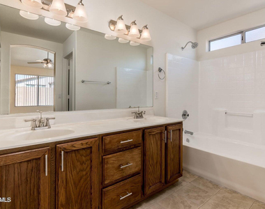 8564 W Ocotillo Road - Photo Thumbnail 15