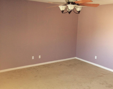 15164 N 173rd Lane - Photo Thumbnail 9