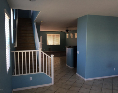 15164 N 173rd Lane - Photo Thumbnail 2