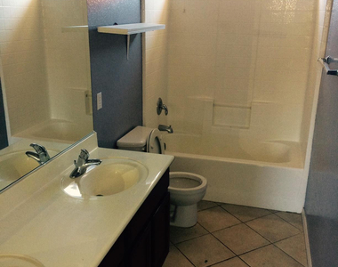 15164 N 173rd Lane - Photo Thumbnail 17