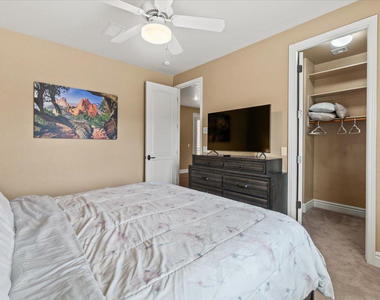 4053 E Thunderheart Court - Photo Thumbnail 82