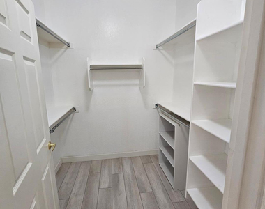 1351 N Pleasant Drive - Photo Thumbnail 8