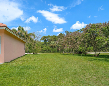 15137 85th Avenue N - Photo Thumbnail 28