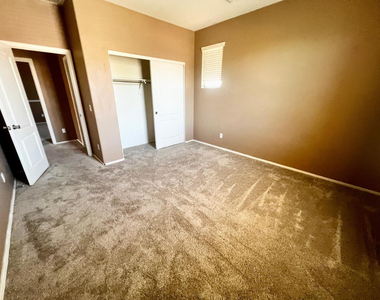 879 E Stottler Drive - Photo Thumbnail 36