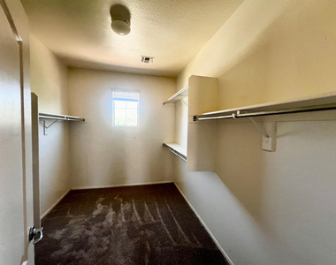 879 E Stottler Drive - Photo Thumbnail 26