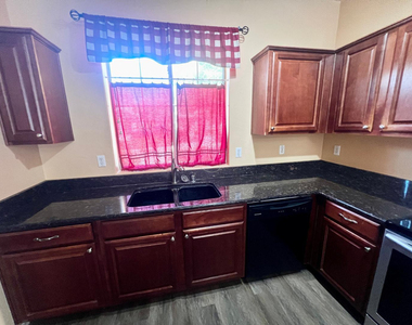 879 E Stottler Drive - Photo Thumbnail 4