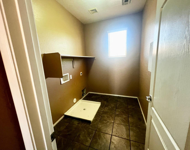879 E Stottler Drive - Photo Thumbnail 33
