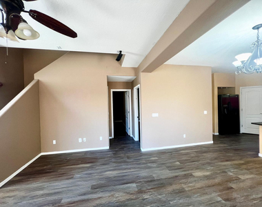 879 E Stottler Drive - Photo Thumbnail 14