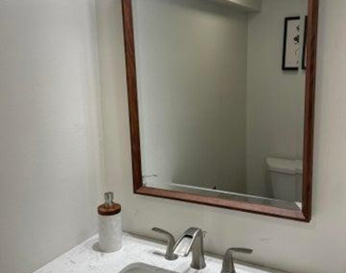 4701 N 68th Street - Photo Thumbnail 17