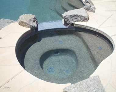 6933 W Remuda Drive - Photo Thumbnail 25