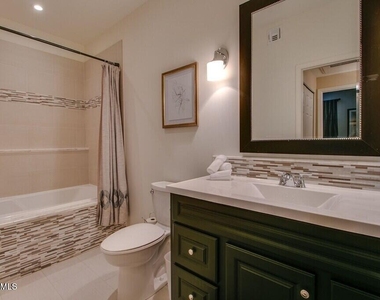5335 E Shea Boulevard - Photo Thumbnail 18