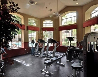 5335 E Shea Boulevard - Photo Thumbnail 2
