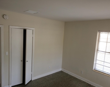 3637 S Olive Avenue - Photo Thumbnail 5