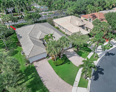 9543 Crescent View Drive N - Photo Thumbnail 42