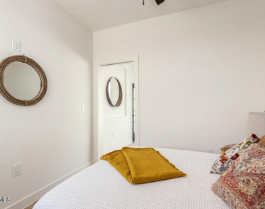 1725 W Sherman Street - Photo Thumbnail 9