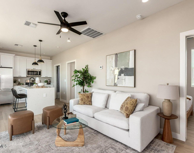 1725 W Sherman Street - Photo Thumbnail 3