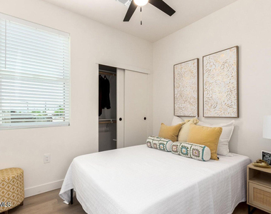 1725 W Sherman Street - Photo Thumbnail 10