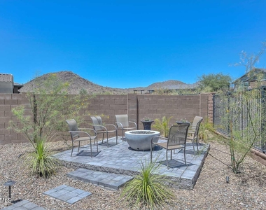 13282 W Golden Puma Trail - Photo Thumbnail 2