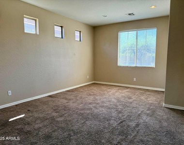 3518 W Plymouth Drive - Photo Thumbnail 15