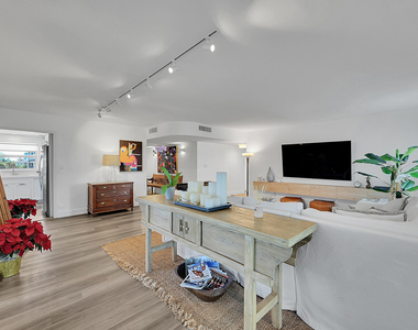 2871 N Ocean Boulevard - Photo Thumbnail 7