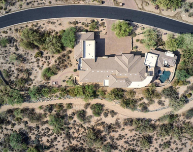 7610 E Soaring Eagle Way - Photo Thumbnail 9
