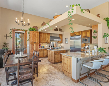 7610 E Soaring Eagle Way - Photo Thumbnail 31