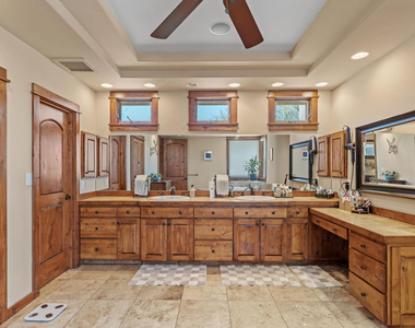 7610 E Soaring Eagle Way - Photo Thumbnail 36