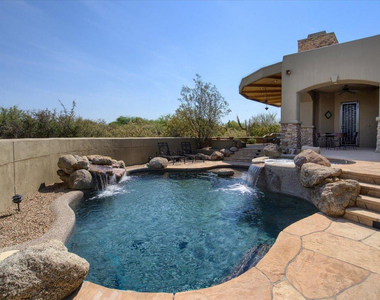 7610 E Soaring Eagle Way - Photo Thumbnail 12