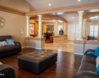 13612 W Windsor Boulevard - Photo Thumbnail 17