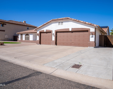 13612 W Windsor Boulevard - Photo Thumbnail 1