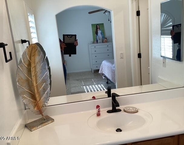 13612 W Windsor Boulevard - Photo Thumbnail 42