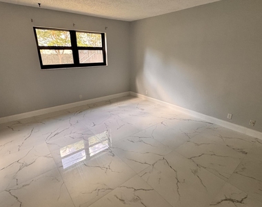 9150 Nw 38th Drive - Photo Thumbnail 20