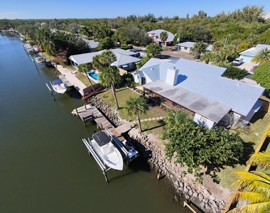 929 Jackson Way - Photo Thumbnail 19