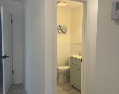 929 Jackson Way - Photo Thumbnail 15