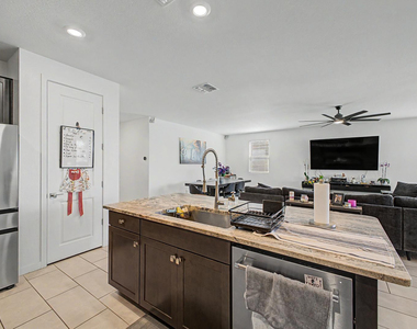 2548 W Grenadine - Photo Thumbnail 14