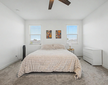 2548 W Grenadine - Photo Thumbnail 18