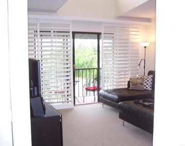 1009 Green Pine Boulevard - Photo Thumbnail 1