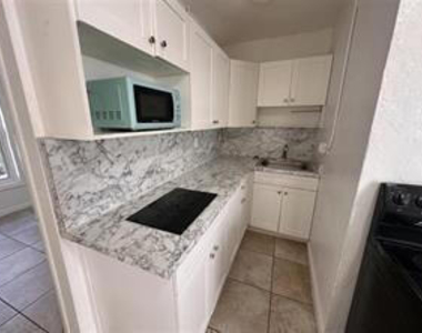 728 Sw 6th Street - Photo Thumbnail 14