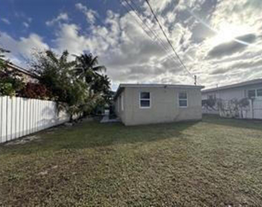 728 Sw 6th Street - Photo Thumbnail 5