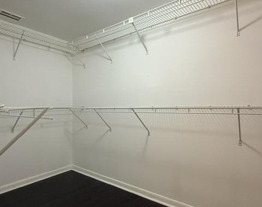 3326 Arcara Way - Photo Thumbnail 8