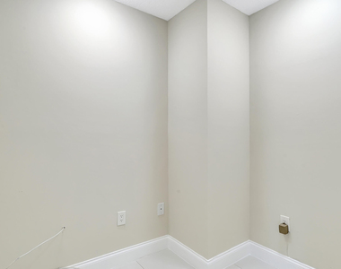 1412 Ne 53rd Court - Photo Thumbnail 26