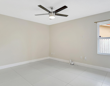 1412 Ne 53rd Court - Photo Thumbnail 22