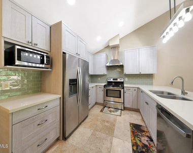 9196 E Evans Drive - Photo Thumbnail 3