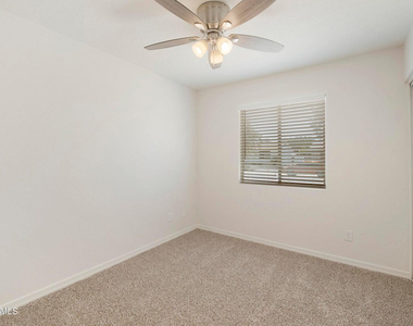 3316 E Helena Drive - Photo Thumbnail 2
